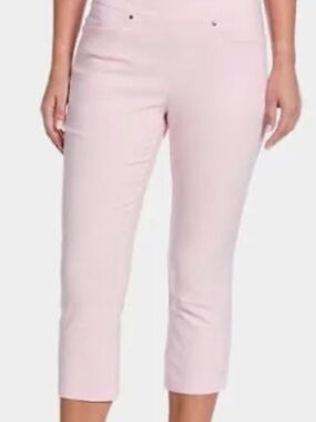 Nike golf pink  pants/capries